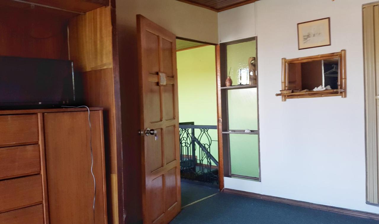 Vida Tropical Bed and Breakfast Αλαχουέλα Εξωτερικό φωτογραφία