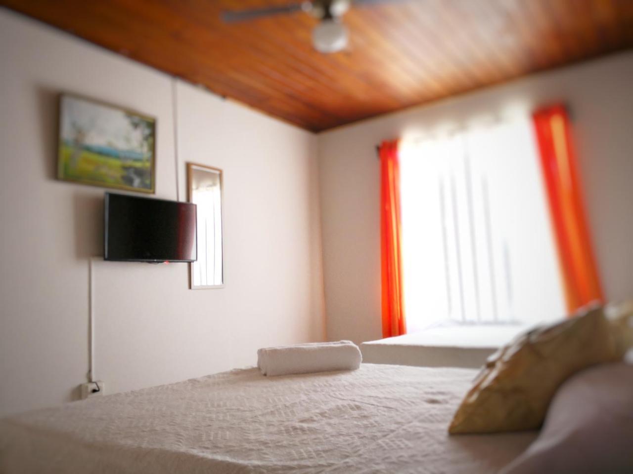 Vida Tropical Bed and Breakfast Αλαχουέλα Εξωτερικό φωτογραφία