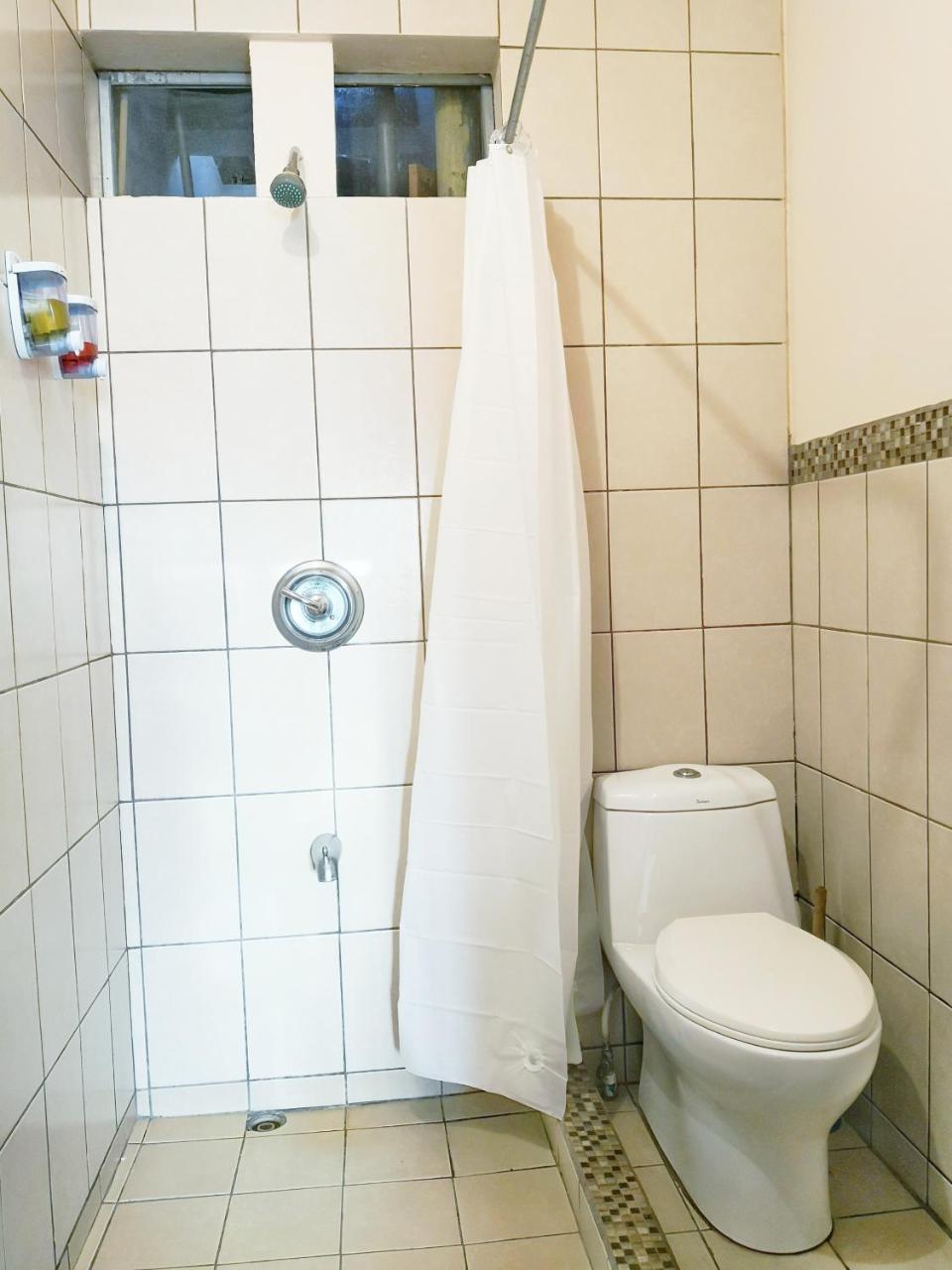 Vida Tropical Bed and Breakfast Αλαχουέλα Εξωτερικό φωτογραφία